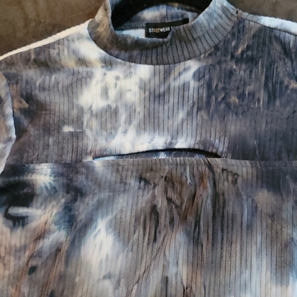 Soft Tie Dye Ribbed Mock Neck Cut-Out Bodycon Mini - Picture 2 of 3